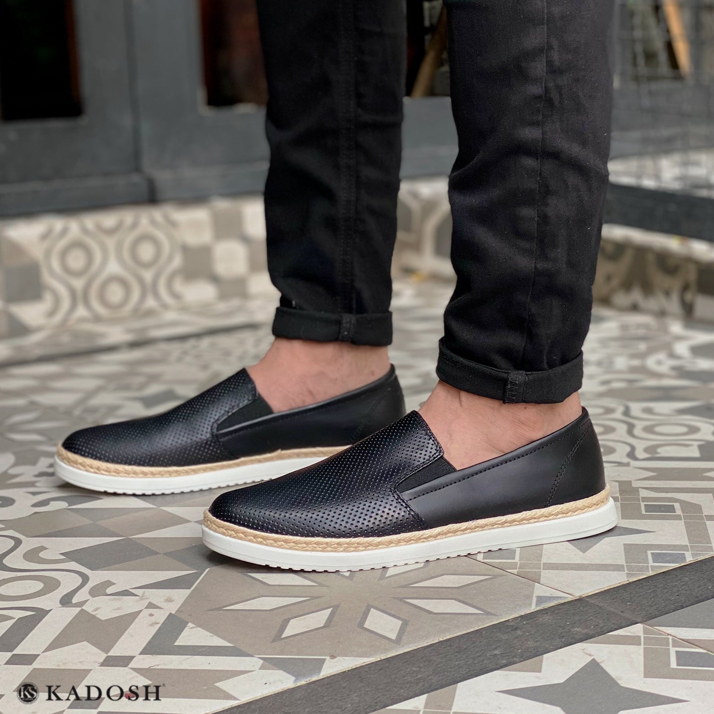 TENIS ESPADRILLA CUERO NEGRO - ENVÍO GRATIS