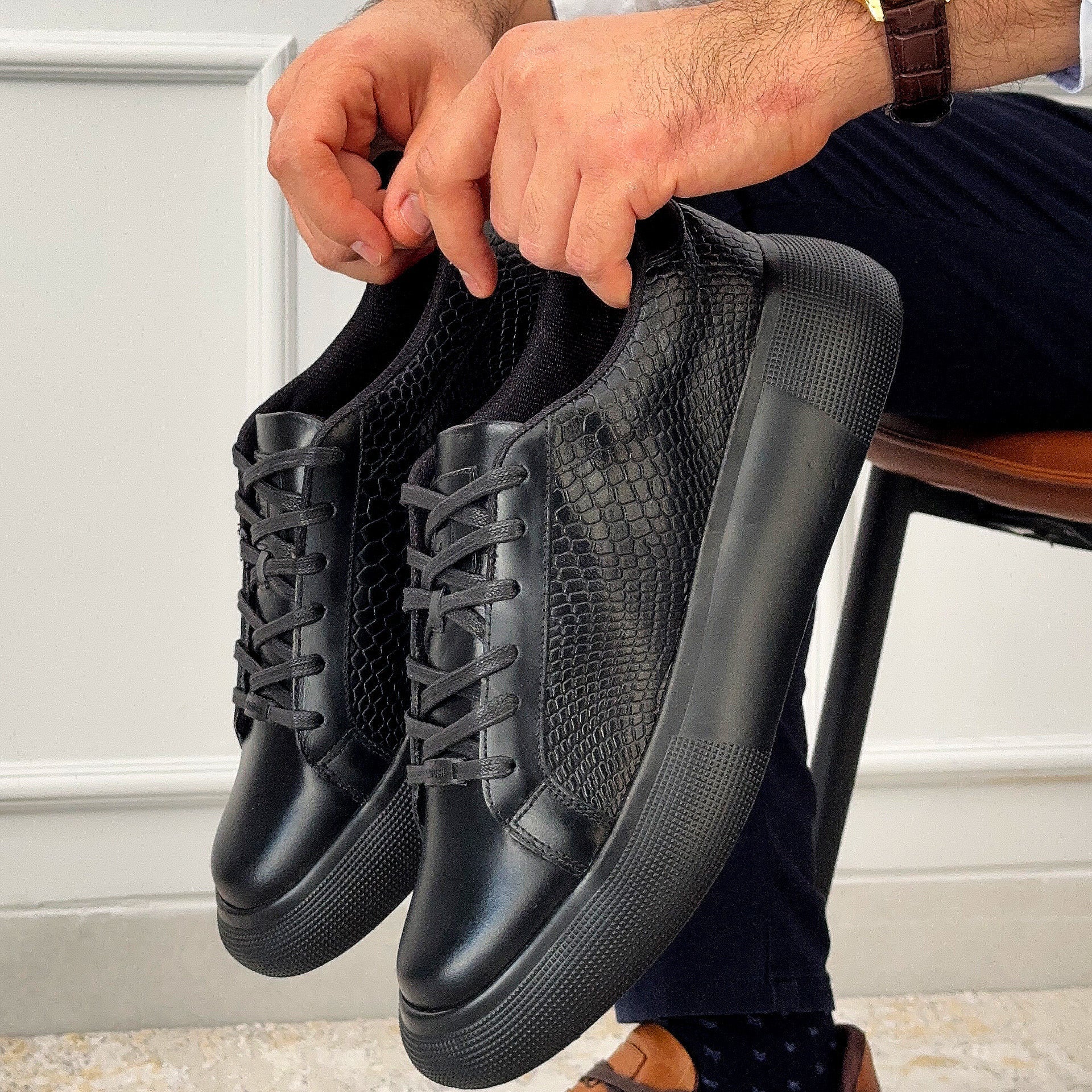 TENIS CABERNET NEGRO