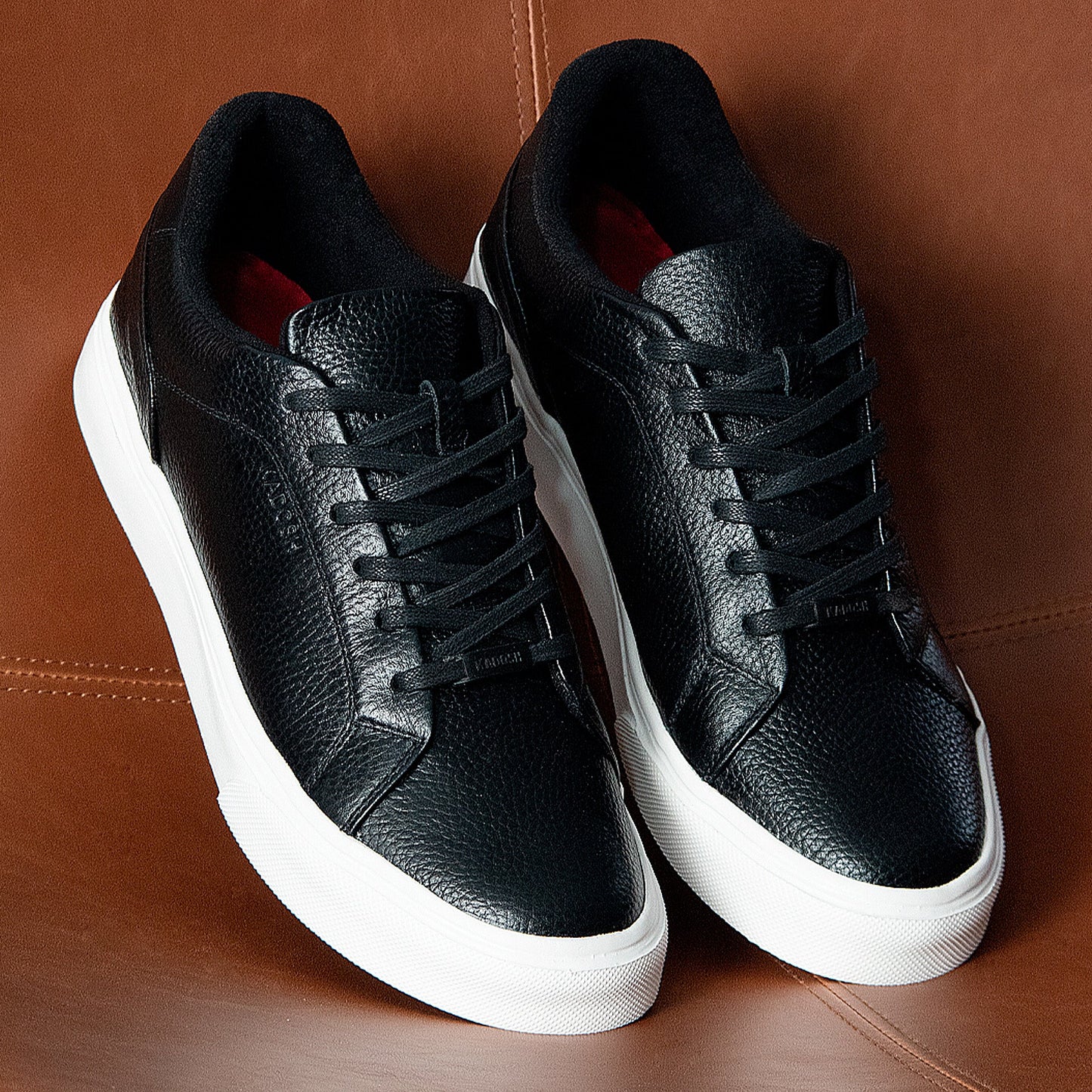 TENIS LISBOA  CUERO - ENVÍO GRATIS