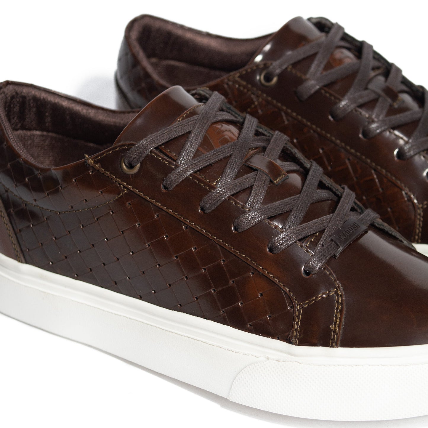 TENIS CUERO CANNES SHAROL CAFÉ - EDICIÓN LIMITADA